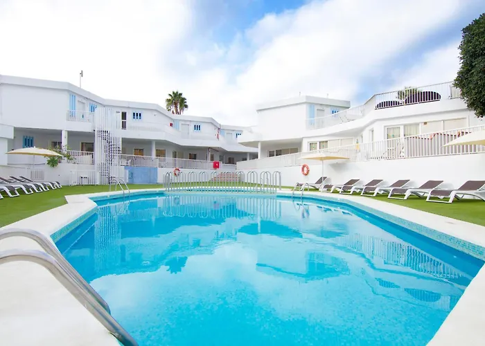 Checkin Bungalows Atlántida Los Cristianos 